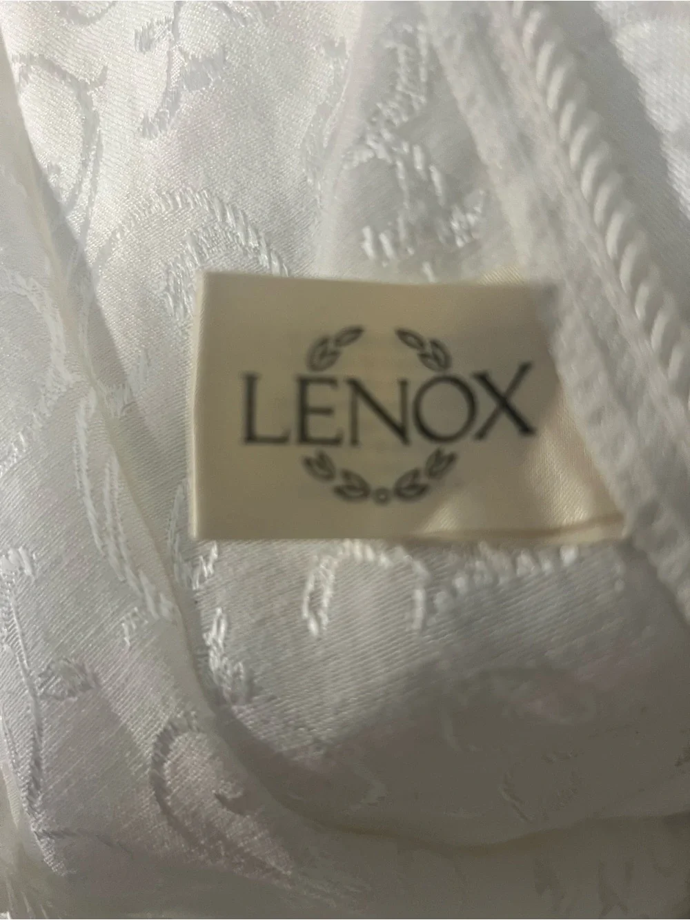 Lenox Women's White table cloth
